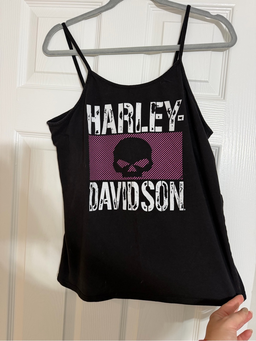 Harley-Davidson Black Tank Top with Pink Skull Graphic